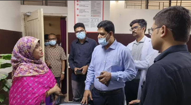 বোয়ালখালী উপজেলা স্বাস্থ্য কমপ্লেক্স পরিদর্শনে ড. মুস্তাফিজুর রহমান