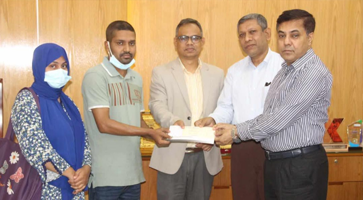ক্যান্সারাক্রান্ত তৌহিদের পাশে নজরুল বিশ্ববিদ্যালয়ের উপাচার্য ড. মো. জাহাঙ্গীর আলম
