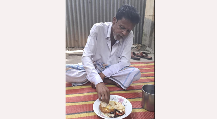 ৫৩ বছর ভাত না খেয়েই পার করলেন নরসিংদীর রহমত আলী