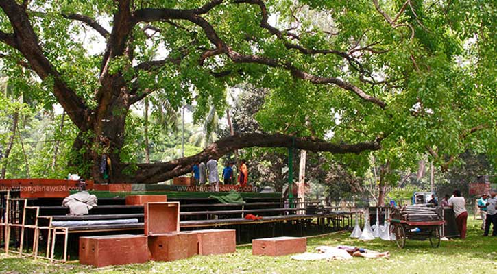 নববর্ষ বরণে প্রস্তুতি রমনার বটমূল