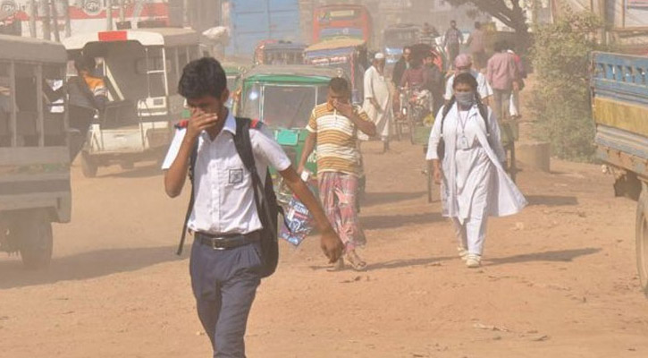 বায়ুদূষণে শীর্ষ ৯ নম্বরে ঢাকা
