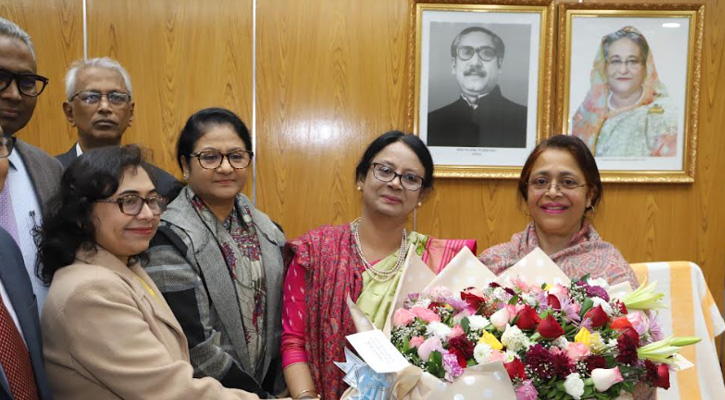 কাউকে পেছনে ফেলে অগ্রসর হওয়া যায় না: সিমিন হোসেন