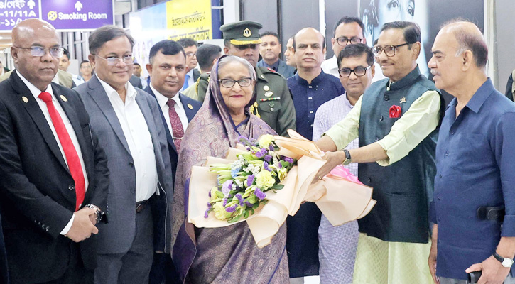 দেশে পৌঁছেছেন শেখ হাসিনা