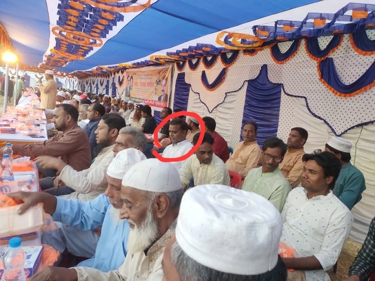 বিএনপির ব্যানারে ইফতার অনুষ্ঠানের মঞ্চে তাঁতী লীগ নেতা সমালোচনার ঝড়