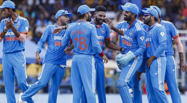 ভারতের বোলিং তোপে ৫০ রানে অল আউট শ্রীলংকা