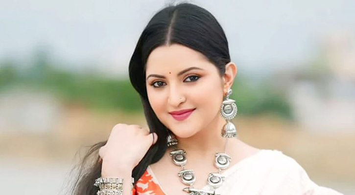 মানুষ কি করে এত সহজে ছেড়ে চলে যায়: পরীমণি