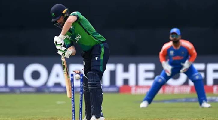 আয়ারল্যান্ডকে চেপে ধরেছে ভারত