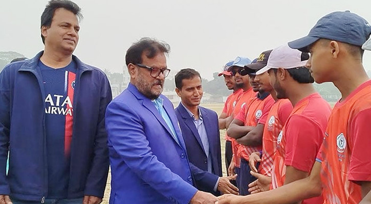 সিরাজগঞ্জে ক্রিকেট টুর্নামেন্ট অনুষ্ঠিত