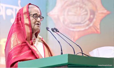 ‘ইফতার খাওয়া বড় কথা না, মানুষকে দেওয়াই বড় কথা’