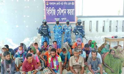 সুন্দরবনে অপহরণকৃত ৬ নারীসহ ৩৩ জেলেকে উদ্ধার করেছে কোস্ট গার্ড