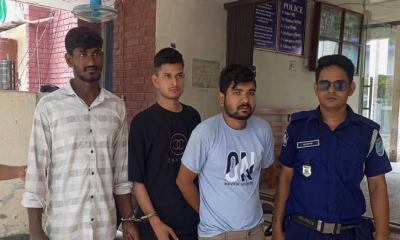 ফরিদপুরে তিন ছিনতাইকারী গ্রেপ্তার, ঝালকাঠি থেকে ছিনতাইকৃত প্রাইভেটকার উদ্ধার
