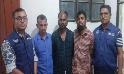 বানারীপাড়ায় থানা পুলিশের যুগান্তকারী সাফল্য — তিন শীর্ষ ডাকাত গ্রেপ্তার