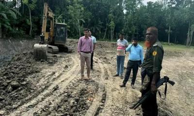 বোয়ালমারীতে অবৈধভাবে মাটি কাটার অপরাধে ১ লক্ষ টাকা জরিমানা