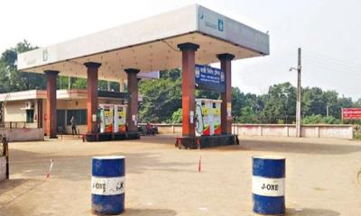 ১০ দাবিতে সারাদেশে পেট্রলপাম্প বন্ধ