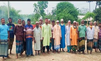 সরিষাবাড়ীতে কবরস্থানের বাউন্ডারি ওয়াল নির্মাণে অর্থ প্রদান