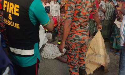 চুয়াডাঙ্গায় বাসের ধাক্কায় পাখিভ্যানের দুজন নিহত