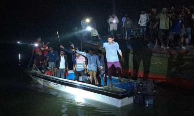 কীর্তিনাশায় ভেসে উঠল পিটুনিতে নিহত আরেক ডাকাতের মরদেহ