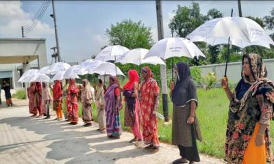 মুন্সীগঞ্জের লৌহজংয়ে ভোট গ্রহন কর্মকর্তাদের সাথে মতবিনিময় সভা