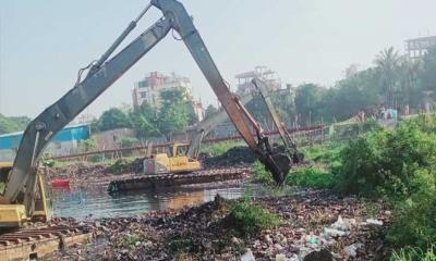 কিউলেক্স মশা নিধ‌নে ডোবা ও জলাশয় পরিষ্কার কার্যক্রম ডিএনসিসির