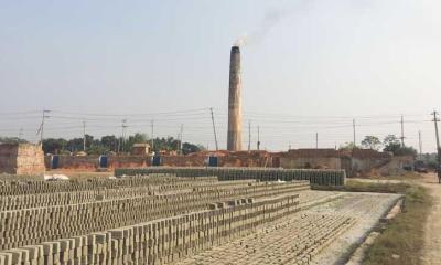 আড়াইহাজারে ব্রিক ফিল্ডকে লাখ টাকা জরিমানা