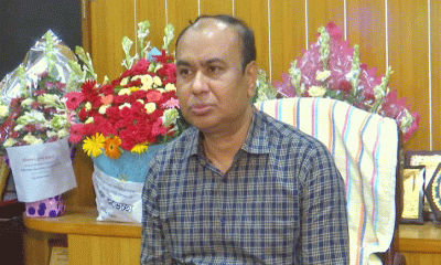আন্দোলনের মুখে রমেক অধ্যক্ষ মাহফুজার রহমানকে ওএসডি