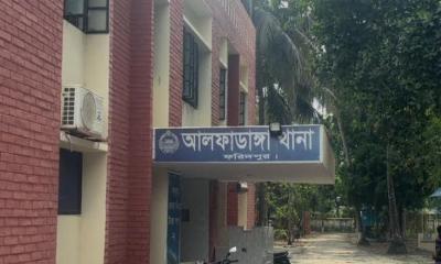 ফরিদপুরে কৃষকদল নেতাকে হত্যার ঘটনায় স্ত্রী ও পুত্রবধূ গ্রেপ্তার