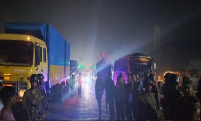 বিশ্ববিদ্যালয় শিক্ষার্থীকে রাস্তায় ফেলে রেখে গেলো অজ্ঞান পার্টির সদস্যরা