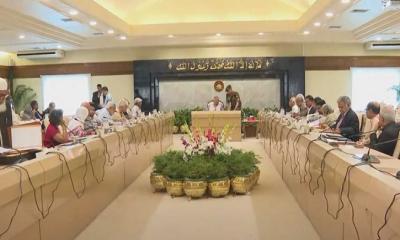 সন্ধ্যায় উপদেষ্টা পরিষদের জরুরি বৈঠক