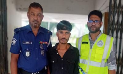 নরসিংদীতে ওয়ান শুটারগান, গুলি ও গিয়ার চাকুসহ যুবক গ্রেপ্তার