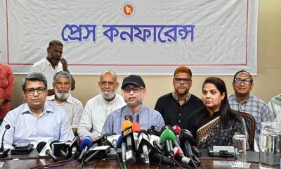 চট্টগ্রামে সংস্কৃতি উপদেষ্টা মোস্তফা সরয়ার ফারুকী