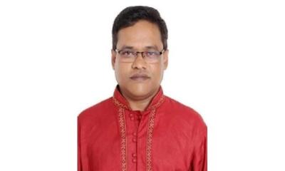 শাহরাস্তি পৌর আওয়ামী লীগ নেতা বিমানবন্দরে আটক 