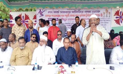 মুন্সিগঞ্জের লৌহজংয়ে বিএনপি নেতা শাজাহান খান স্মৃতি ফুটবল টুর্নামেন্টের শুভ উদ্বোধন