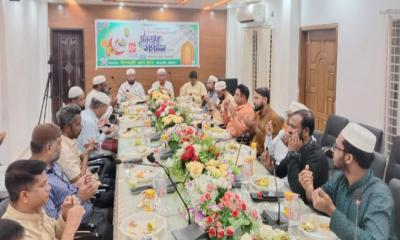 বাঁশখালী প্রেস ক্লাবের উদ্যোগে বিশিষ্টজনের সম্মানে ইফতার ও আলোচনা সভা