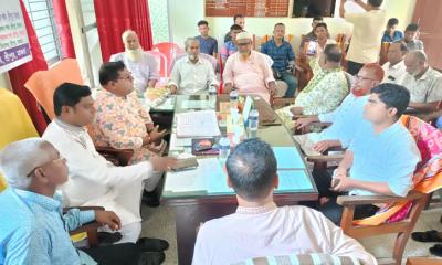 মাগুরার শ্রীপুর মাধ্যমিক বালিকা বিদ্যালয়ে এডহক কমিটির অভিষেক ও সংবর্ধনা
