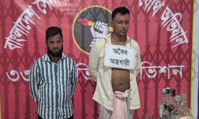 দাউদকান্দিতে ২২ মামলার আসামি শীর্ষ সন্ত্রাসী মামুন আটক
