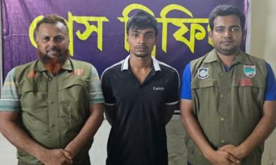 যশোরে কুখ্যাত সন্ত্রাসী হৃদয় আটক