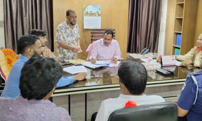 মোরেলগঞ্জ পৌরসভায় নিরবচ্ছিন্ন সেবা দিচ্ছেন প্রশাসক হাবিবউল্লাহ, বেড়েছে নাগরিক সেবার মান