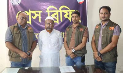 যশোরে ডিবি পুলিশের অভিযানে ৩৩ মামলার আসামি কাজী তারেক গ্রেপ্তার