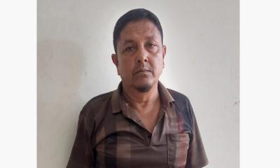 নিয়ামতপুরে নাশকতার মামলায় আ.লীগ নেতা শরিফুল গ্রেপ্তার