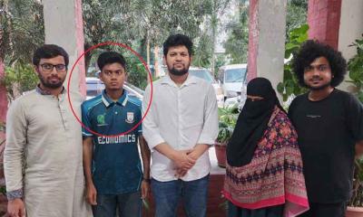 জিজ্ঞাসাবাদ শেষে শিক্ষার্থীকে পরিবারের জিম্মায় দিয়েছে ডিবি