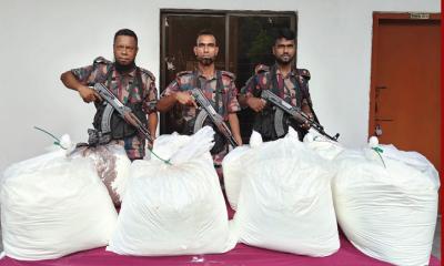 বেনাপোল ৫ মণ ভায়াগ্রা পাউডার জব্দ