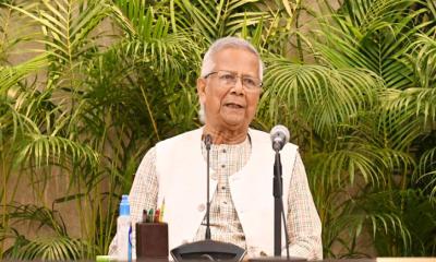 অন্তর্বর্তীকালীন সরকারের তিন দায়িত্ব নিয়ে উপদেষ্টা পরিষদের বৈঠক, ষড়যন্ত্র প্রতিহতের হুঁশিয়ারি