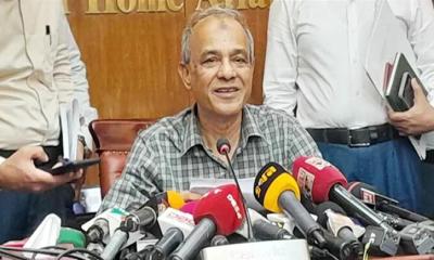 পুলিশের হাতে থাকবে না প্রাণঘাতী অস্ত্র: স্বরাষ্ট্র উপদেষ্টা