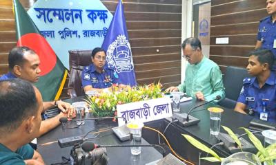রাজবাড়ীতে আলোচিত তিন হত্যাকাণ্ডের রহস্য উদঘাটন, গ্রেপ্তার ১৩