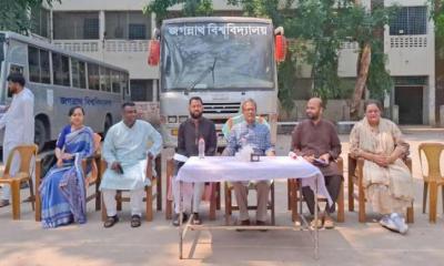 জবি বিএনসিসি’র আন্তঃপ্লাটুন ড্রিল প্রতিযোগিতা ও কন্টিনজেন্ট পরিদর্শন করেন উপাচার্য