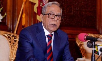সাবেক রাষ্ট্রপতির দেশত্যাগ: ৩ পুলিশ কর্মকর্তা প্রত্যাহার ও বরখাস্ত