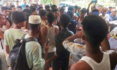 ঝালকাঠিতে কারারক্ষী পদে পরীক্ষার্থীদের সঙ্গে অনিয়ম ও নিয়োগ বাণিজ্যের অভিযোগ