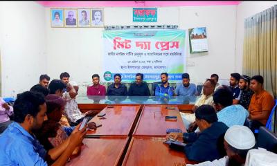 ইসলামপুরে সাংবাদিকদের সাথে জাতীয় নাগরিক পার্টির নেতৃবৃন্দের মত বিনিময়