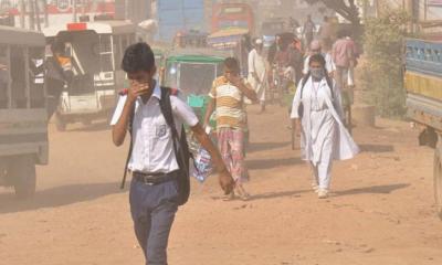 বায়ুদূষণে শীর্ষ ৯ নম্বরে ঢাকা