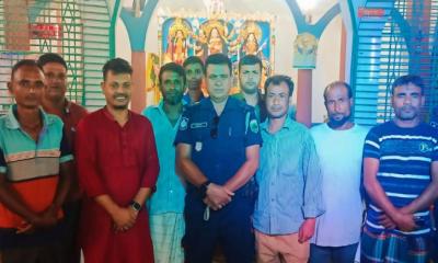 আত্রাইয়ে পূজা মন্ডপ পরিদর্শন করেন যুবদল